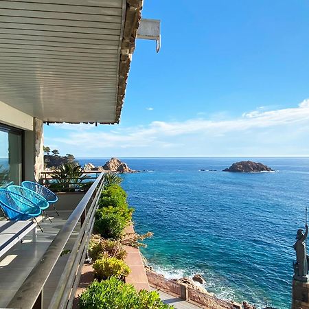 Magnificent Apartment At The Sea Front Of ตอสซาเดมาร์ ภายนอก รูปภาพ