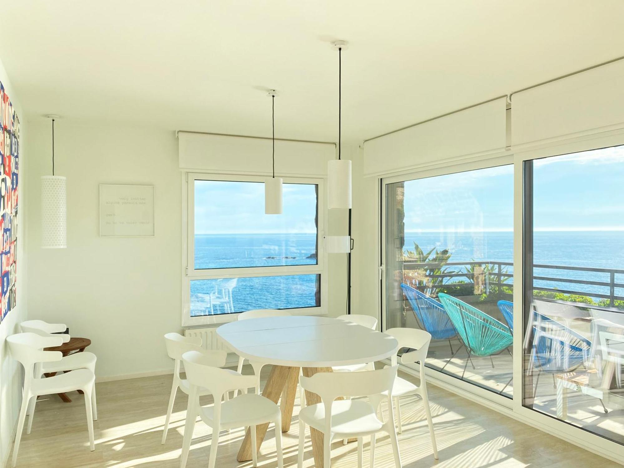 Magnificent Apartment At The Sea Front Of ตอสซาเดมาร์ ภายนอก รูปภาพ